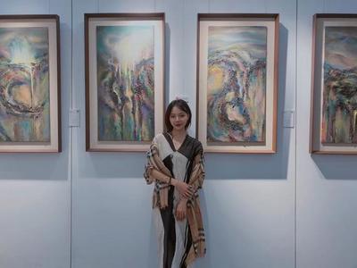 廈門新銳美女藝術家上美西舟亮相2019中國(廈門)國際收藏投資博覽會，專業(yè)會務服務護航藝術之旅